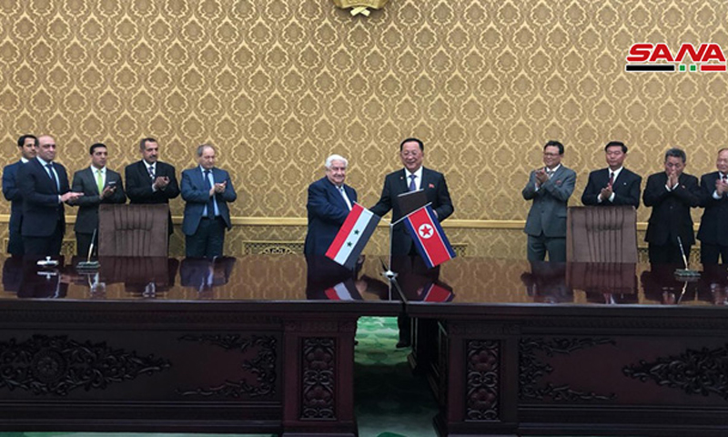 وزير الخارجية وليد المعلم مع نظيره الكوري الشمالي ري يونغ هو (سانا)