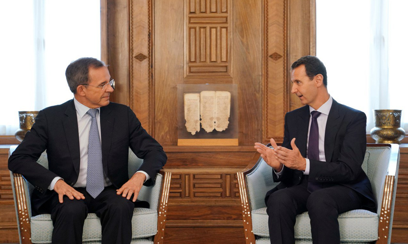بشار الأسد يلتقي بوفد فرنسي في قصر الرئاسة- 29 من آب 2019 (رئاسة الجمهورية)