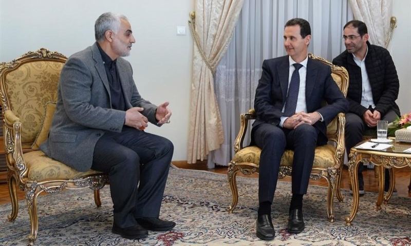 رئيس النظام السوري بشار الأسد وقائد فيلق القدس الإيراني قاسم سليماني (وكالة تسنيم الإيرانية)