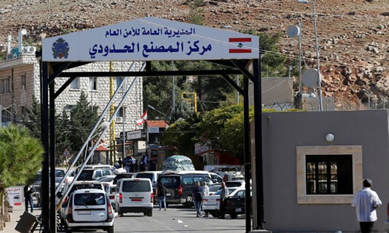 الحدود السورية اللبنانية (رويترز)