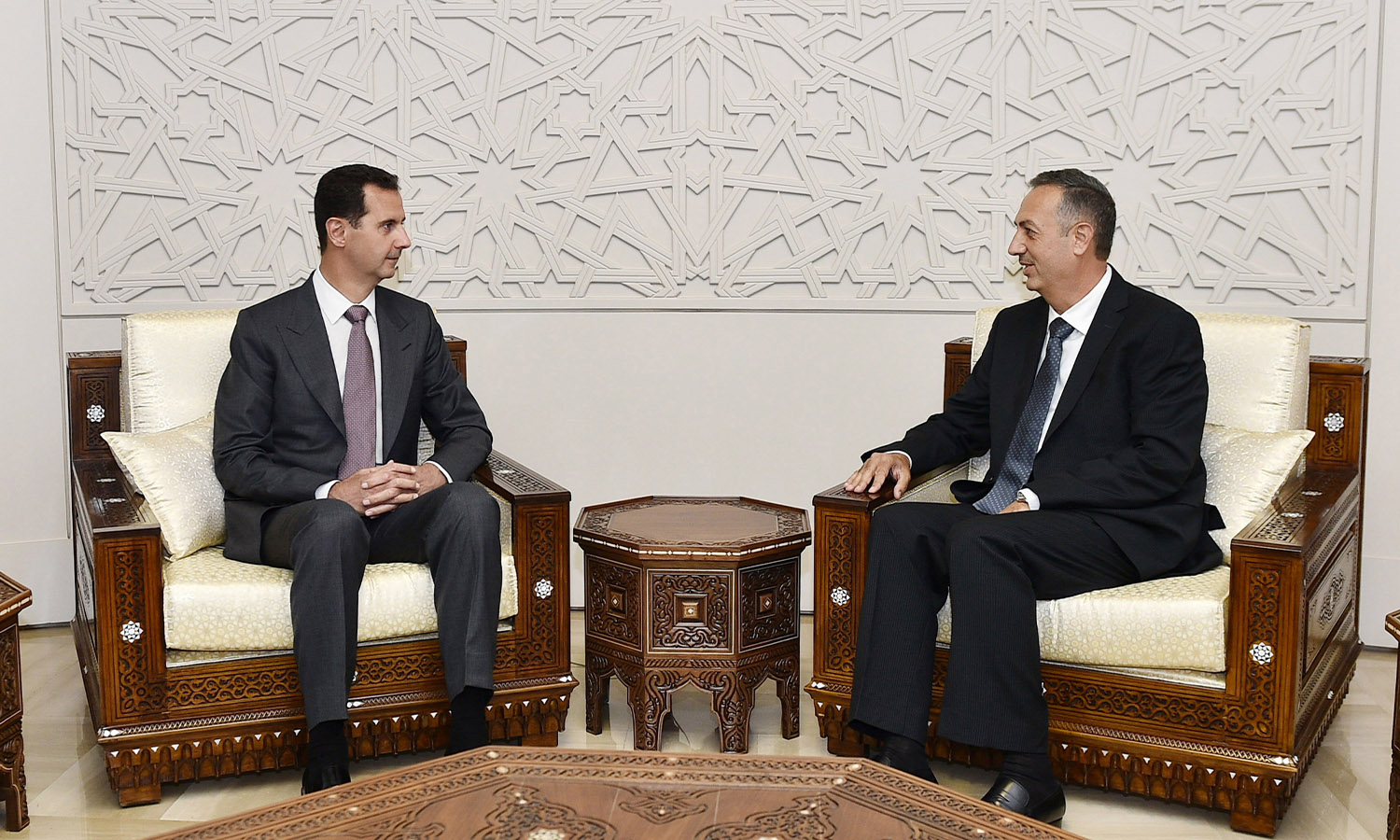 تعيين رئيس النظام السوري، بشار الأسد، لمحافظ ريف دمشق علاء ابراهيم - تموز 2016 (سانا)