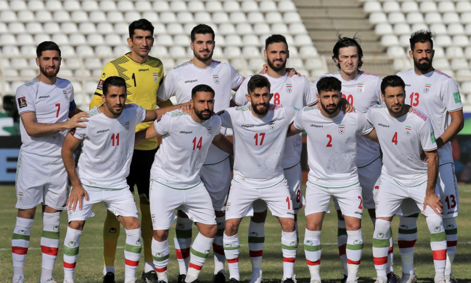 منتخب إيران لكرة القدم (رويترز)