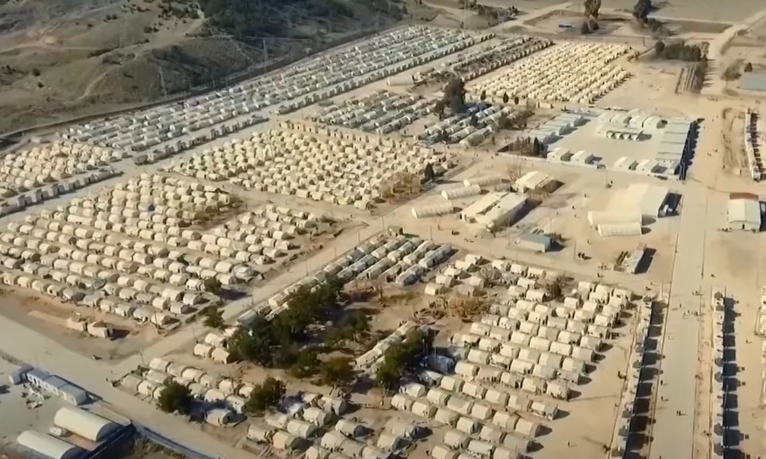 مخيم "نزيب" لمتضررين الزلزال في غازي عنتاب- 2023 (فيس بوك)