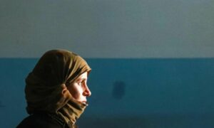 سيدة يازيدية فرت من عبودية تنظيم الدولة الإسلامية في سوريا- 28 من كانون الثاني 2019 (AFP)