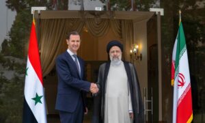 من لقاء الأسد مع الرئيس الإيراني إبراهيم رئيسي في طهران- أيار 2022 (سانا)