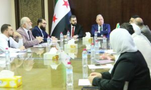 وزيرا المالية والإدارة المحلية في سوريا يناقشان آلية تنظيم الإدارة المالية للبلديات والمحافظات - 10 تموز 2025 (وزارة المالية/فيسبوك)