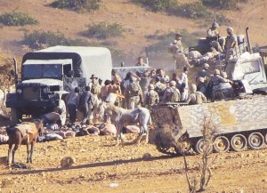 الصورة أرشيفية من مداهمة الجيش اللبناني لمخيمات عرسال