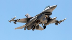 مقاتلة تركية من طراز F16