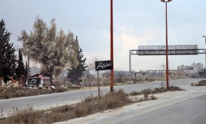 الطريق الدولي
بالقرب من مدينة
سراقب في ريف
إدلب