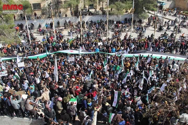 مظاهرة مدينة معرة النعمان - الجمعة 18 آذار