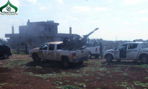 مقاتلو الجيش الحر في بلدة تل شهاب، غرب درعا، الأربعاء 23 آذار، المصدر: جيش اليرموك.