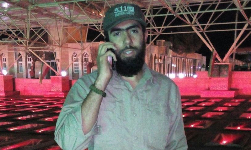 صادق عدالت أكبري، قيادي في "الباسيج" الإيراني، قتل في سوريا.