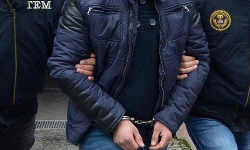 اعتقال 11 شخصًا في عملية أمنية ضد جبهة النصرة في مدينة أضنة التركية، الأربعاء 13 نيسان، المصدر: الأناضول.