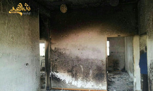 منزل في بلدة عدوان، أحرقه عناصر من فصائل المعارضة، خلال عمليات الدهم، المصدر: 