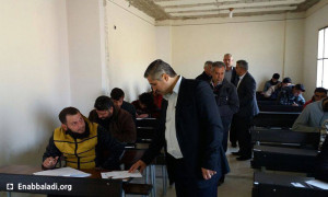 وزير التربية والتعليم في الحكومة المؤقتة يجول على مراكز الامتحانات في جامعة حلب (عنب بلدي)