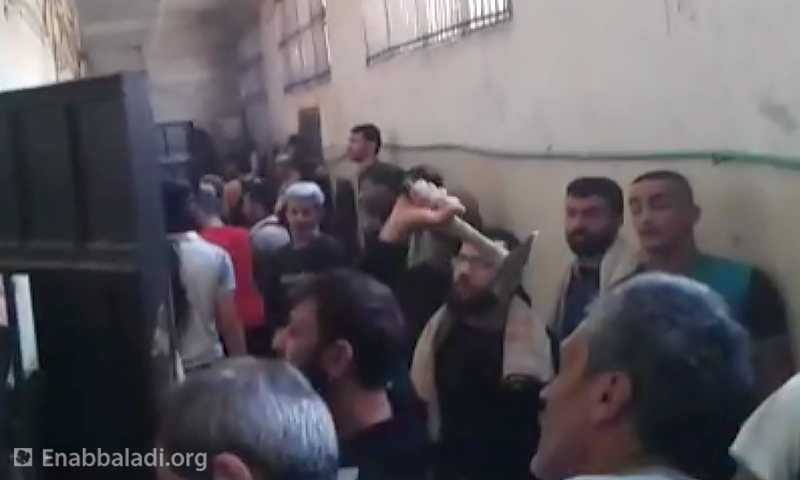 معتقلو سجن حماة المركزي، 28 أيار 2016 (عنب بلدي)
