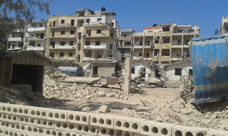 آثار القصف في قطاع الأنصاري للخدمات في حلب- 12 أيار 2016 (فيسبوك)