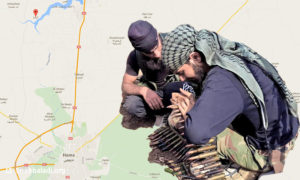 مقاتلون تابعون للمعارضة خلال معارك الزارة بريف حماة الجنوبي، الخميس 12 أيار (عنب بلدي)