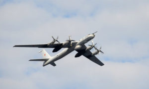 الطائرة الروسية - Tupolev Tu-142- رويترز. 