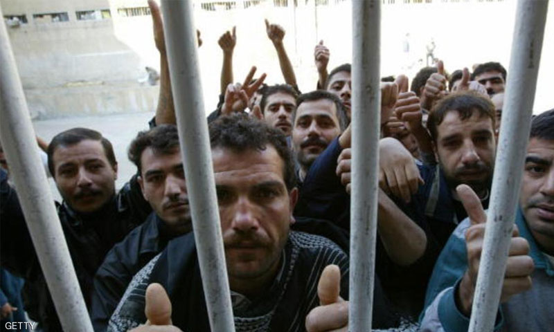 معتقلون في سجن عدرا (انترنت)