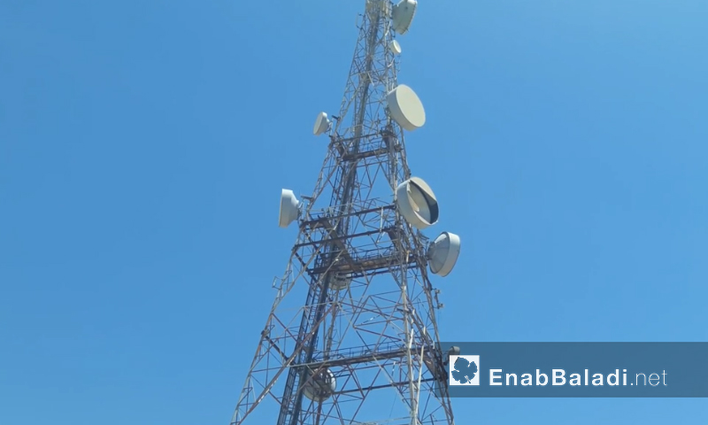 برج الاتصالات الرئيسي في حي الوعر - حمص (عنب بلدي)