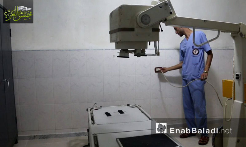 إحدى غرف مشفى اللطامنة الجراحي في ريف حماة الشمالي- الخميس 21 تموز (عنب بلدي)