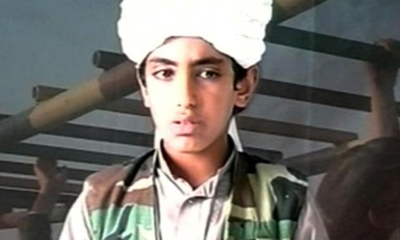 حمزة بن لادن وعمره 24 عامًا (صنداي تايمز)