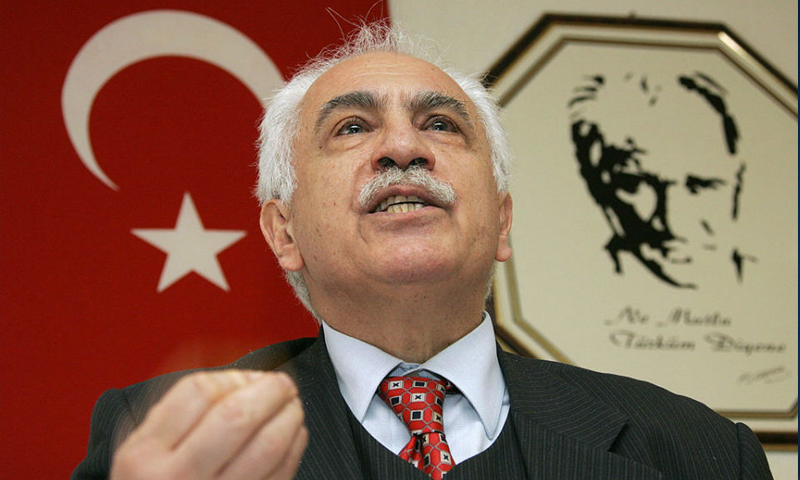 رئيس حزب "الوطن" التركي، دوغ بيرنشيك.