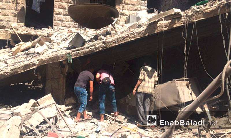 آثار القصف على حي المشهد في حلب - الخميس 22 تموز (أرشيف عنب بلدي)