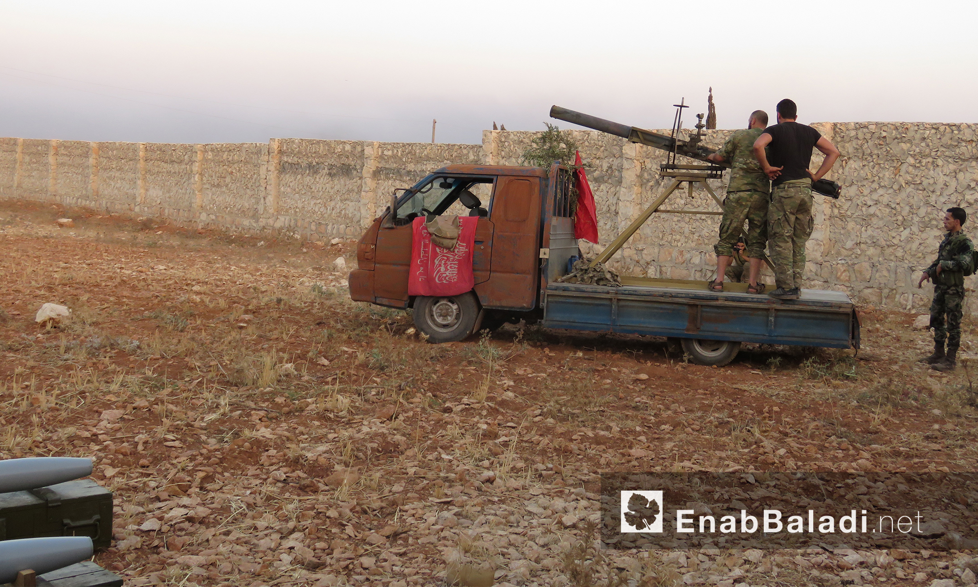 "لواء السلطان مراد" يجهز صواريخه قبل استهداف الأكاديمية العسكرية في حلب - الاثنين 8 آب (عنب بلدي)
