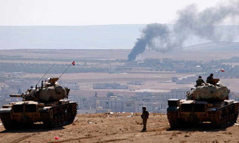 دبابات تركية تقصف مواقع تنظيم "الدولة الإسلامية" في جرابلس - الأربعاء 24 آب (وكالة الأناضول)