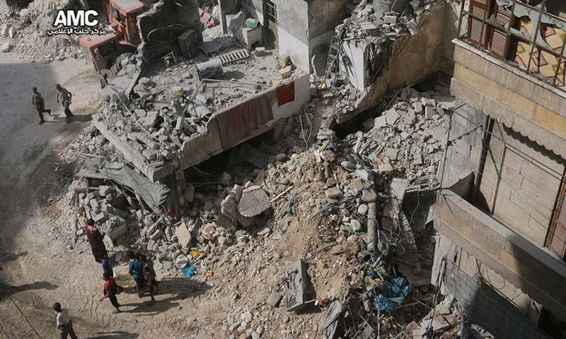 دمار هائل خلفه القصف على حي الفردوس- الأربعاء 12 تشرين الأول (مركز حلب الإعلامي)
