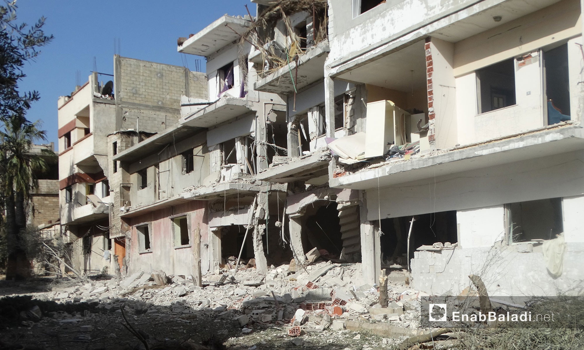 دمار في حي الوعر جراء قصفه من قبل قوات الأسد - 22 تشرين الثاني 2016 (عنب بلدي)