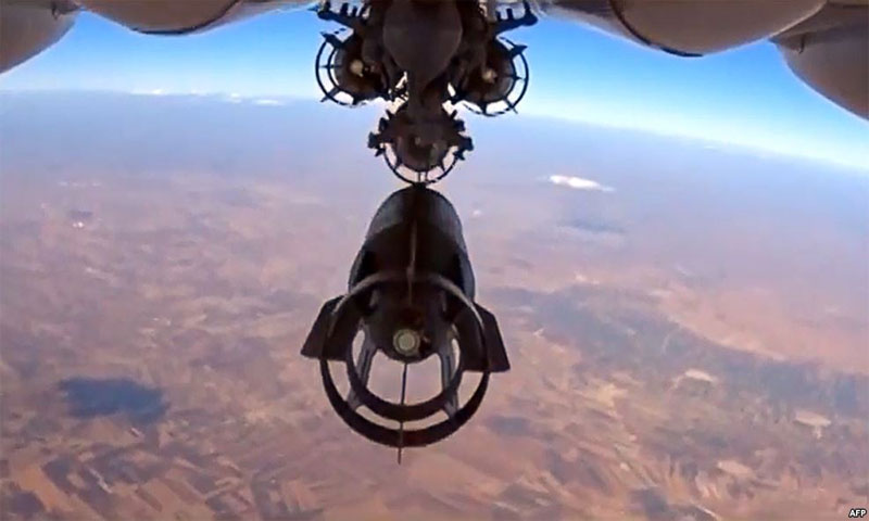 طائرة روسية تقصف سوريا (AFP)