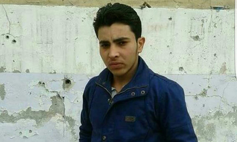 الشاب عادل اسماعيل الجاسم، أعدمه تنظيم "الدولة الإسلامية" في ريف الرقة - 2 كانون الأول 2016 (حملة الرقة تذبح بصمت)