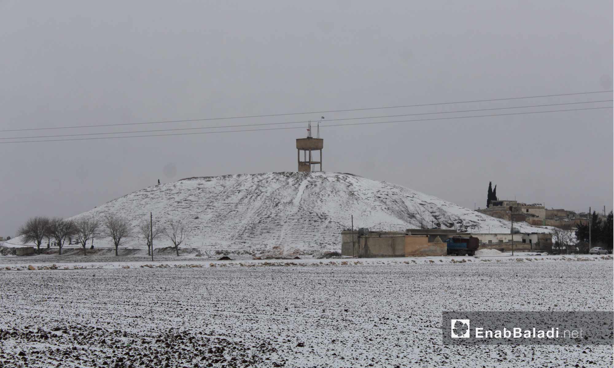 الثلوج في بلدة دابق بريف حلب الشمالي_21 كانون الأول_(عنب بلدي)