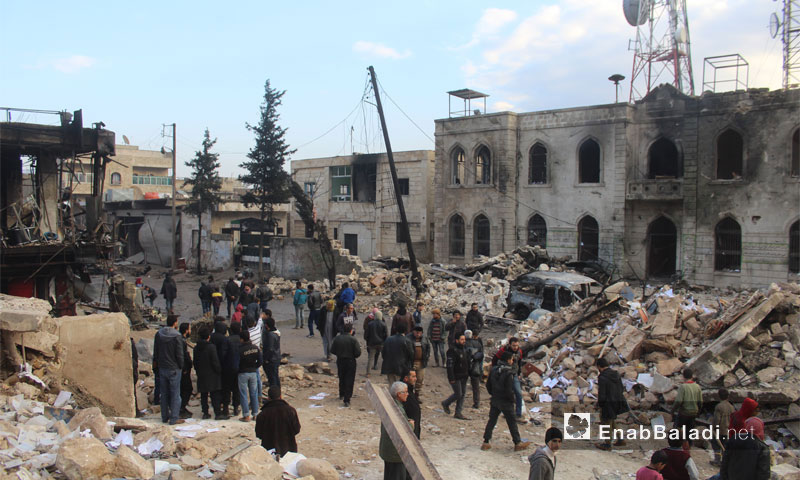 آثار التفجير الذي ضرب السوق الرئيسي في مدينة اعزاز شمال حلب7 كانون الثاني(عنب بلدي)