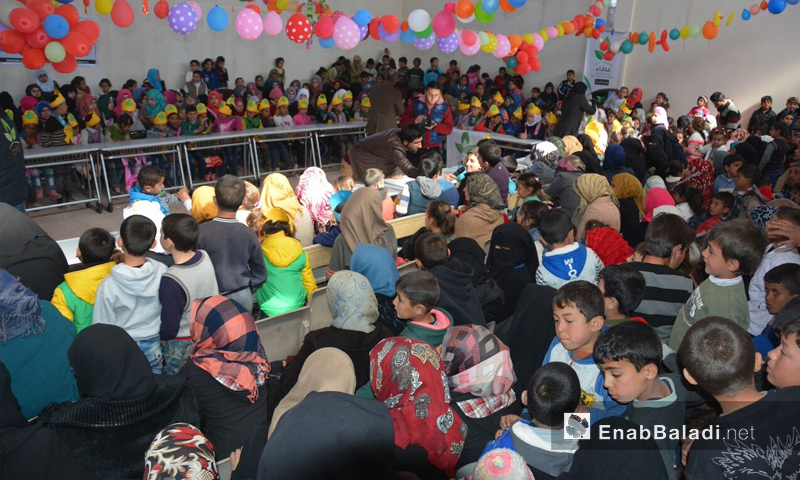 من حفل تكريم الطلاب والتلاميذ في مدارس "عطاء" في ريف إدلب - 18 شباط 2017 (عنب بلدي)