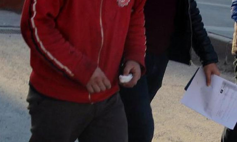 القبض على لاجئ سوري متهم بقتل زوجته خنقًا في قيصري - الجمعة 17 شباط - (حرييت)