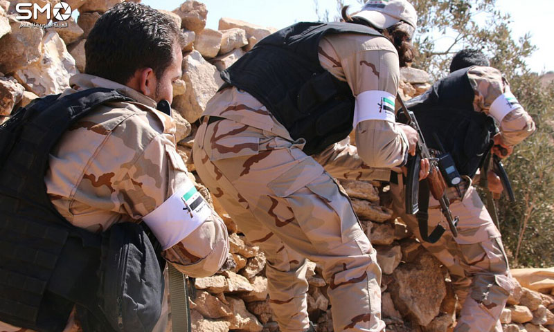 أرشيفية- عناصر من "الجيش الحر" في درعا (الهيئة السورية للإعلام)
