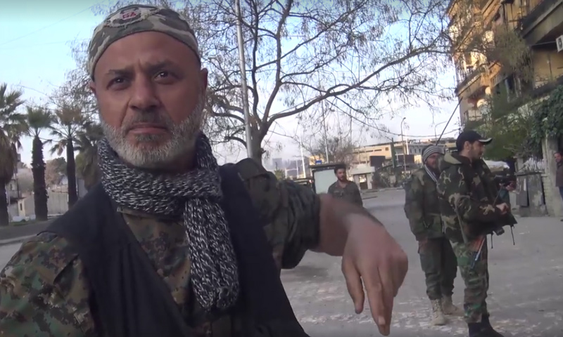 صهيب شعيب يظهر بصفة مقاتل في صفوف قوات الأسد في منطقة العباسيين- الجمعة 25 آذار (فيس بوك)