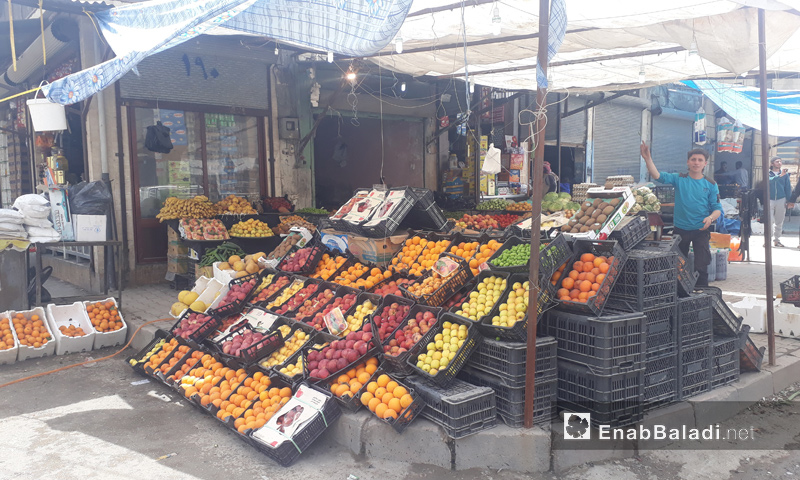 جانب من أسواق مدينة جرابلس في ريف حلب الشمالي الشرقي- الخميس 27 نيسان (عنب بلدي)