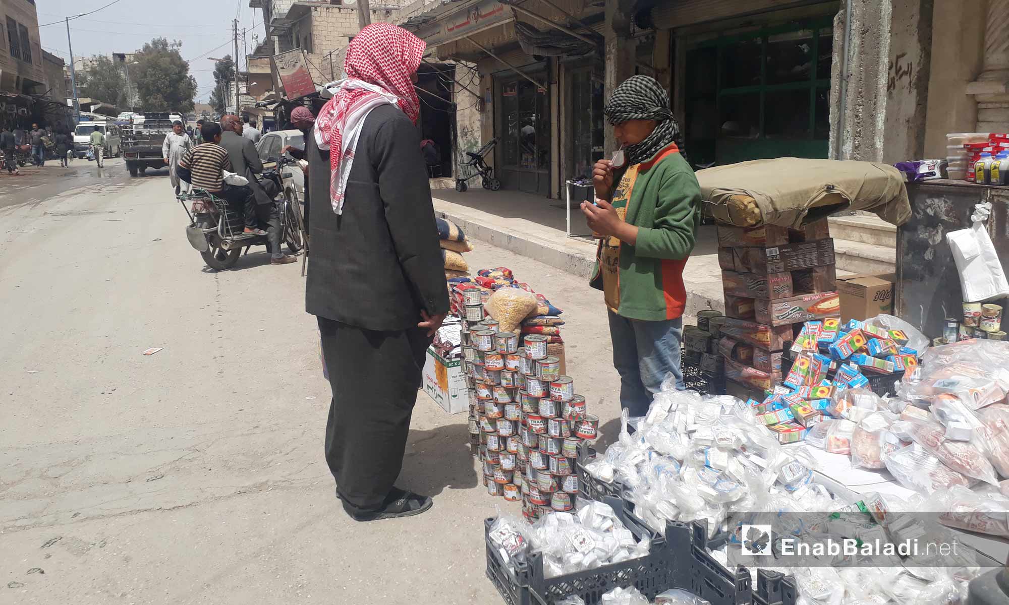 جانب من أسواق مدينة جرابلس في ريف حلب الشمالي الشرقي- الخميس 27 نيسان (عنب بلدي)  