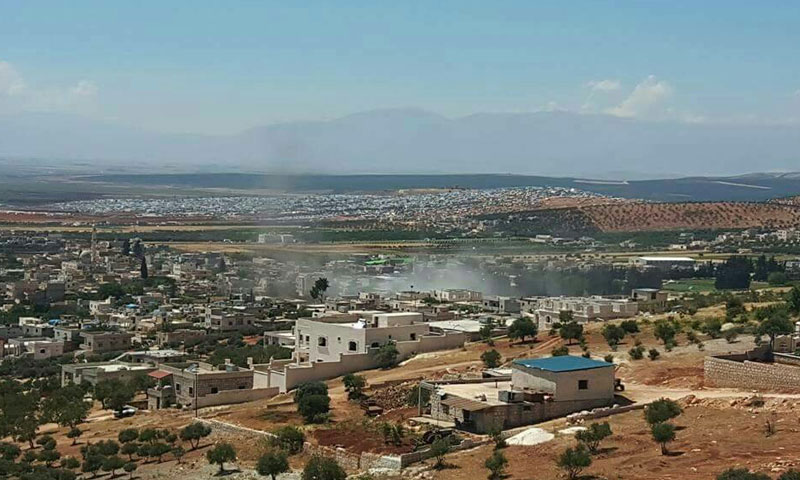 سقوط قذائف على قرية أطمة في ريف إدلب الشمالي- الاثنين 29 أيار (تويتر)