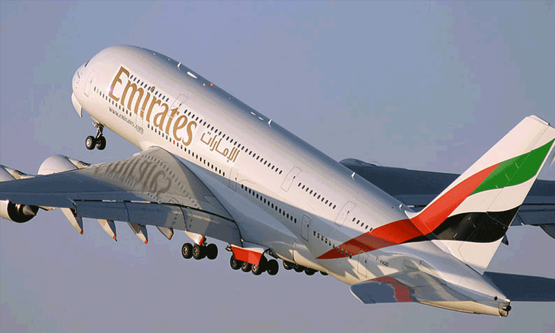 طائرة تابعة للخطوط الجوية الإماراتية (إنترنت)
