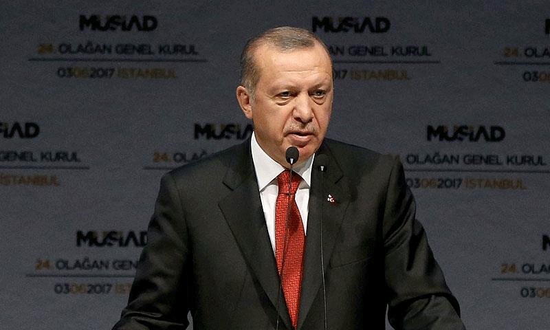 الرئيس التركي، رجب طيب أردوغان في مؤتمر رجال الأعمال والصناعيين الأتراك- 3 أيار (الأناضول)