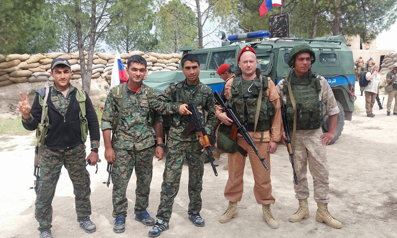 جندي روسي في منطقة عفرين- الاثنين 1 أيار (عنب بلدي)