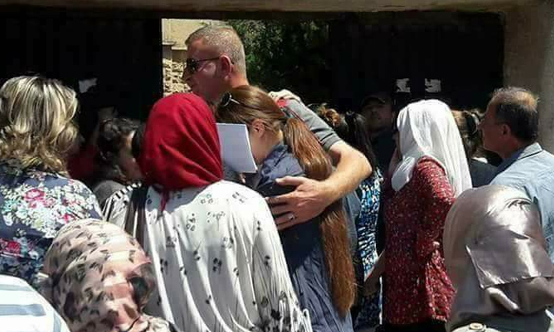 طلاب الثانوية العامة في دمشق عقب انتهاء امتحان الرياضيات - 4 حزيران 2017 (فيس بوك)