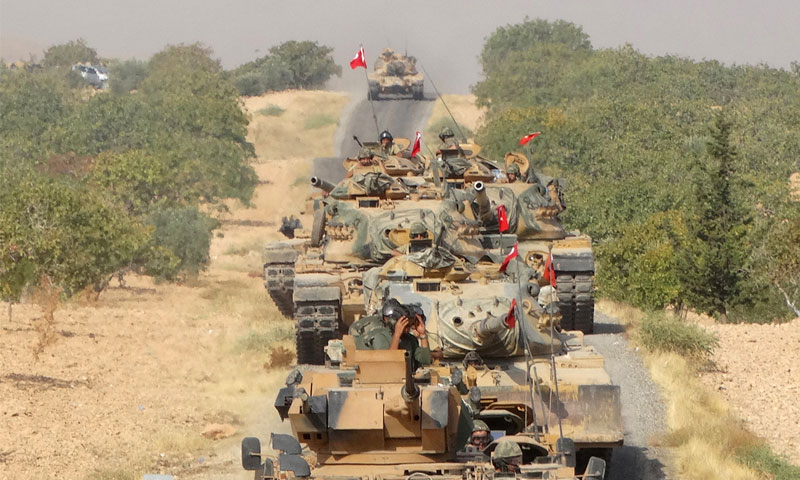 دبابات تركية تتوجه نحو جرابلس شمل حلب - آب 2016 (وكالات)