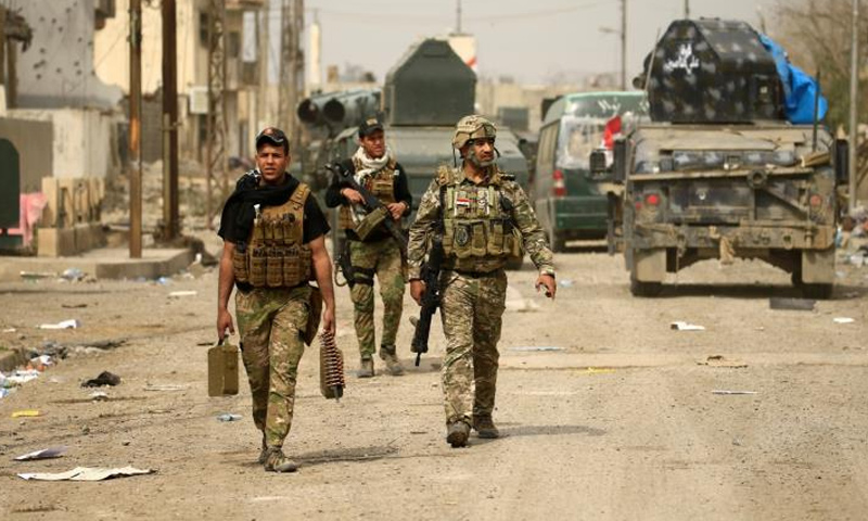 عناصر من الجيش العراقي في مدينة الموصل - (انترنت)